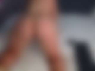 Live cam show with Anita-Fleming - Gray Eyes on Camsoda