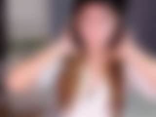 Live cam show with Anita-Fleming - Gray Eyes on xfollow cams