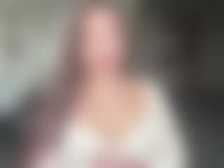 Chloe's Live Sex Cam Show