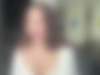 Chloe's Live Sex Cam Show