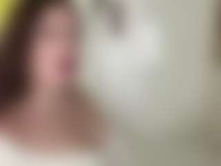 Chloe's Live Sex Cam Show