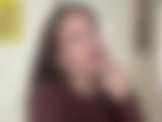 Chloe's Live Sex Cam Show