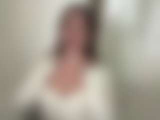 Chloe's Live Sex Cam Show