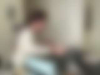 Chloe's Live Sex Cam Show