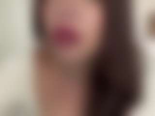 Chloe's Live Sex Cam Show