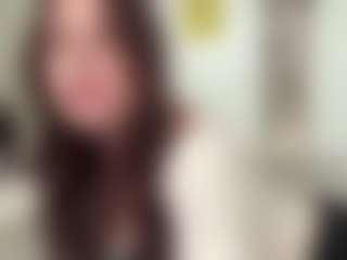 Chloe's Live Sex Cam Show