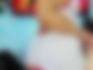 Charlot-noa's Live Sex Cam Show