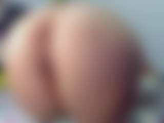 Live cam show with hadhapuff - Moaning on camwithhim.com