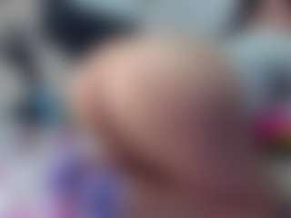 Live cam show with hadhapuff - Blonde Hair on Gym Cam Girls