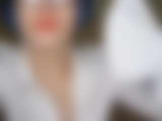 Live cam show with KendaShad - Teen (18+) on Milfs Live