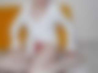 Live cam show with KendaShad - Spank Mature on CamClone
