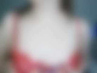 Live cam show with KendaShad - College MILF on AdultVida.com