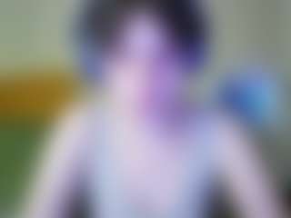 Live cam show with KendaShad - Mature Young Adult on Hubzter Live
