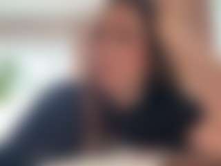 KeniaFoulds's Live Sex Cam Show