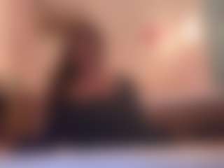 KeniaFoulds's Live Sex Cam Show