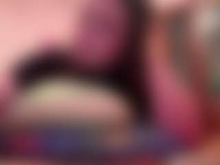 Live cam show with KeniaFoulds - Genital Piercings on TeamSkeetLive