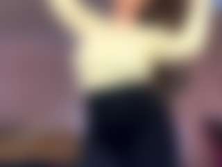 Live cam show with KeniaFoulds - Nipple Piercings on CSO-WL