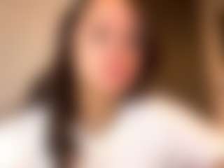 Live cam show with NanceyNeifert - Fingers on Camsoda