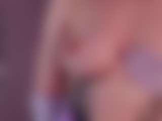 Roxy's Live Sex Cam Show