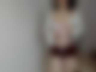 Live cam show with Roxy - White on xxxlivecams.org | united kingdom