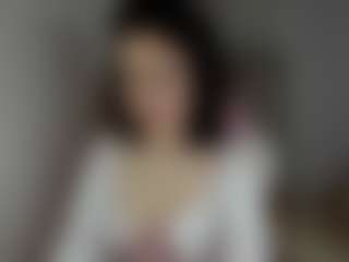 Live cam show with Roxy - Biracial on makecum.org