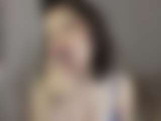 Roxy's Live Sex Cam Show