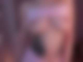 Roxy's Live Sex Cam Show