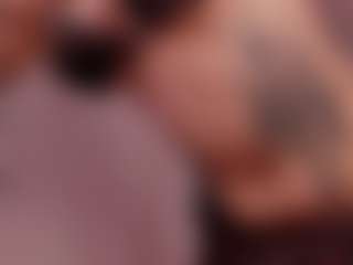 Live cam show with Roxy - Flashing on Fling VIP Chat