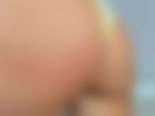 Selena-Vos's Live Sex Cam Show