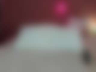 Live cam show with Selena-Vos - Wet on Mixed Magazine Live