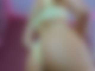 Selena-Vos's Live Sex Cam Show