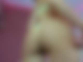 Live cam show with Selena-Vos - Pornstar Skinny on x69.live
