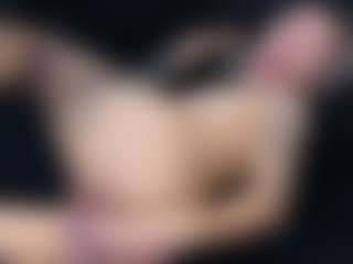 Live cam show with Vanessaaskyy - Athletic Public on WildCum