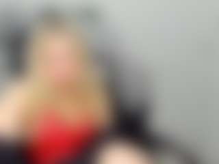 Live cam show with BeautyFlora - Moaning on camwithhim.com