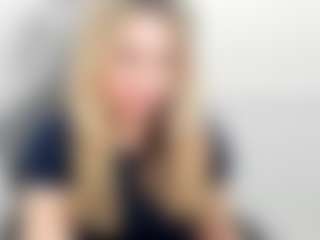 Live cam show with BeautyFlora - Blonde Hair Petite on liverealitysex.com