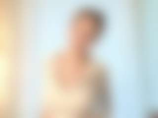 DelcieKussmaul's Live Sex Cam Show