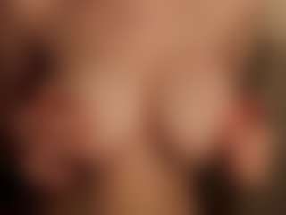 DelcieKussmaul's Live Sex Cam Show