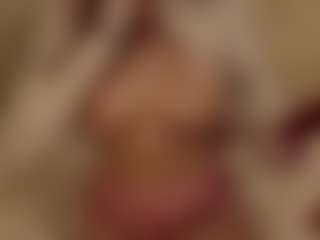 DelcieKussmaul's Live Sex Cam Show