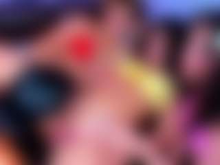 Giirls-Glamur20's Live Sex Cam Show
