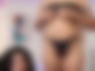 isabella-moon's Live Sex Cam Show