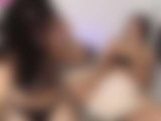 isabella-moon's Live Sex Cam Show