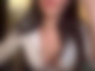 Live cam show with Mika - Granny on liverealitysex.com