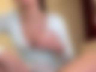 Show en direct avec Mika - Bondage sur Camsoda