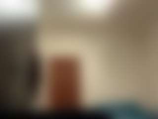 Live cam show with Mika - Granny on xplaylive.com
