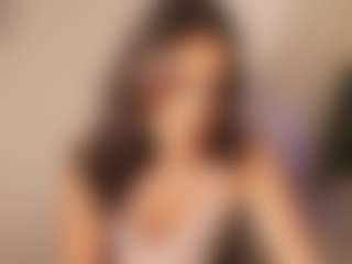 Live cam show with KendaallFox69 - Average on madthumbs
