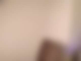 Live cam show with KendaallFox69 - Colombia on Camsoda