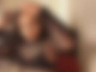 Live cam show with KendaallFox69 - Cumshot on TastyBlacksLive
