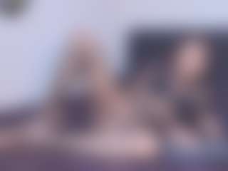 Live cam show with KendaallFox69 - Tattoos on Milfs Live