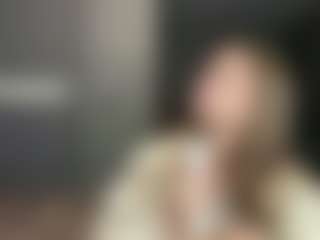 Live cam show with Luna - College Brown Hair on fapnchat