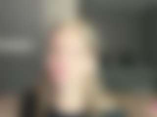 Luna's Live Sex Cam Show